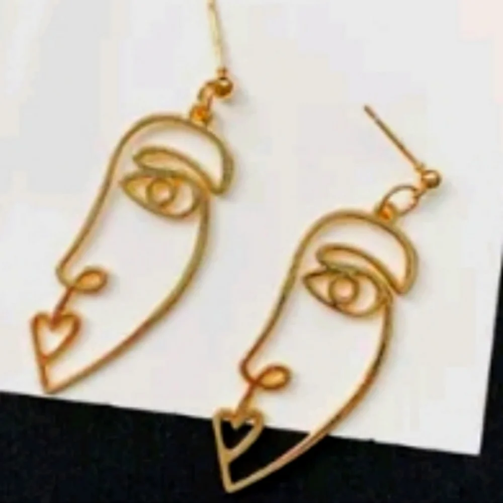 Gold Abstract Cut Out Face Earrings - Picture 3 of 4